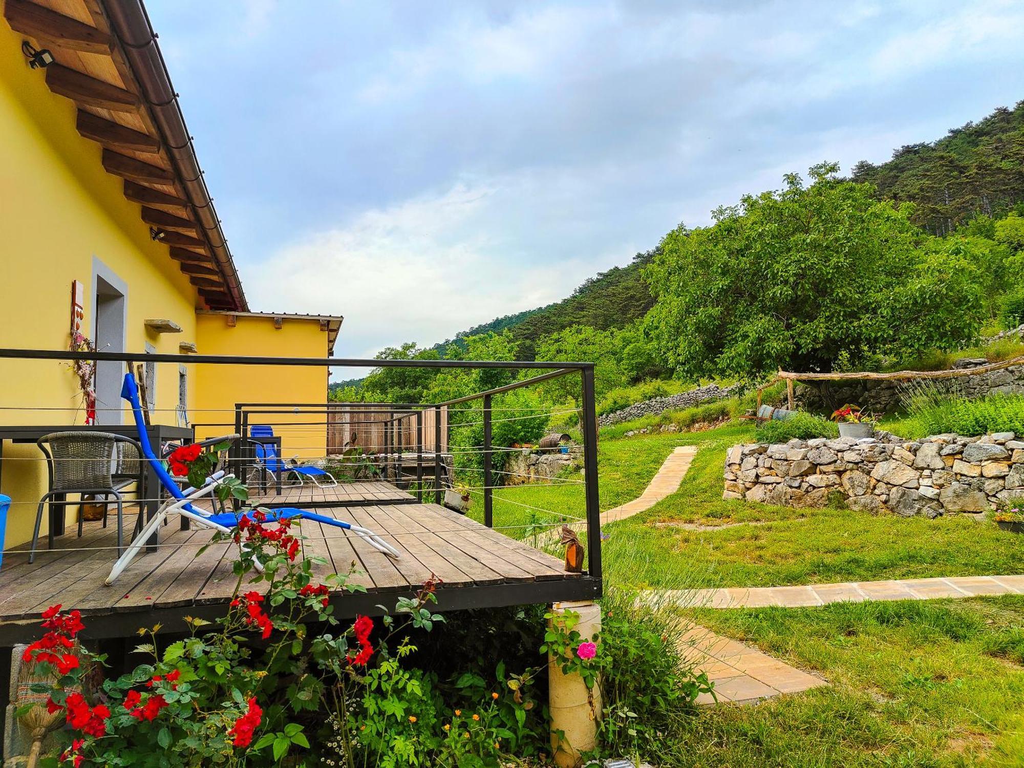 Homestead Zavadlal - Domacija Zavadlal Komen Buitenkant foto